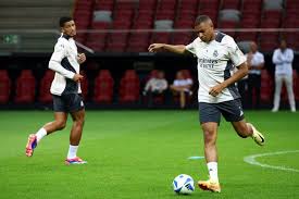 更加贴近生 更加贴近生